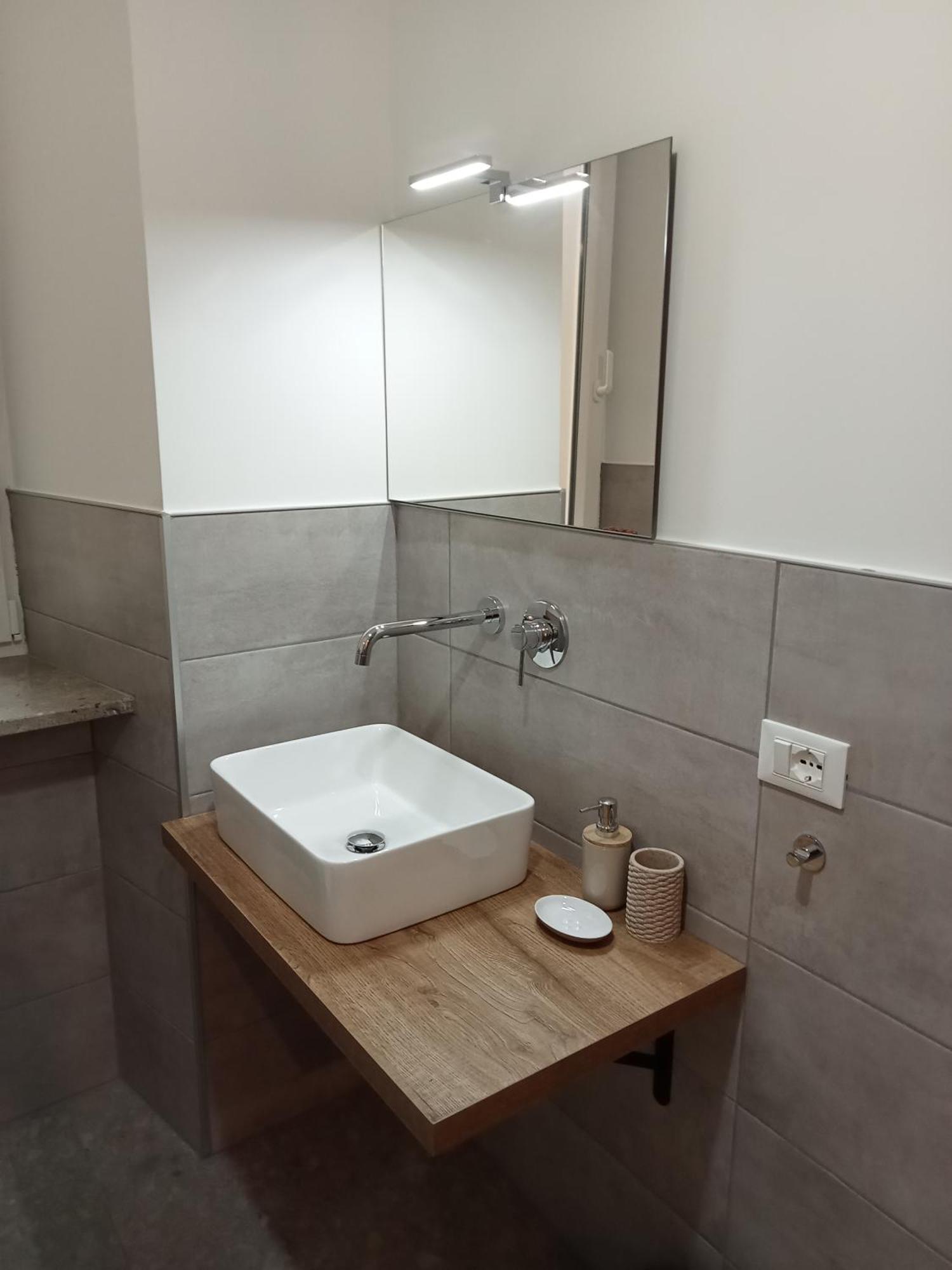 Fenix Rooms Trieste Exterior foto